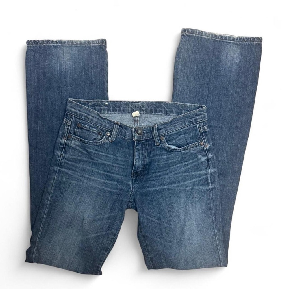 Low rise jeans